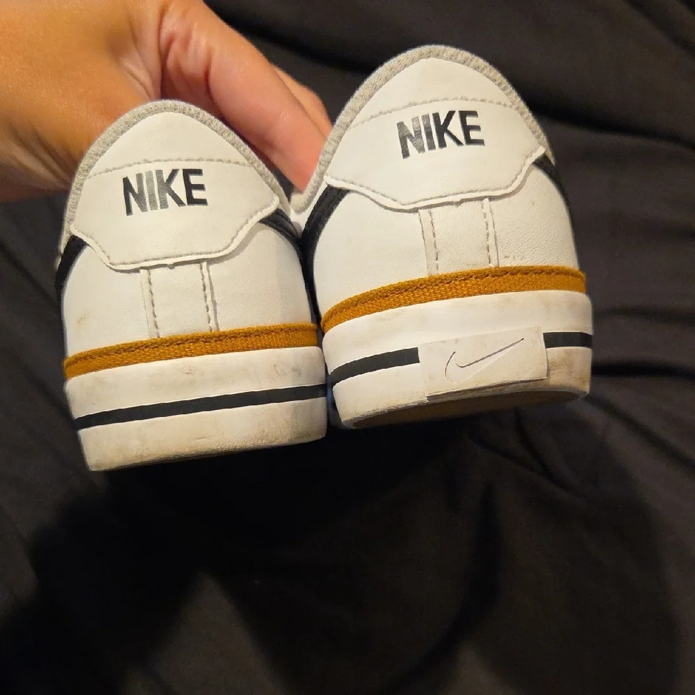 Nike Court Legacy Sneakers - Picture 3 of 5